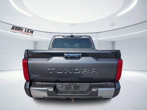 Used 2023 Toyota Tundra Limited image 4