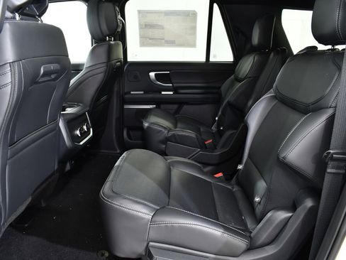 New 2026 Ford Expedition Max Platinum image 16