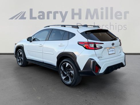 Used 2024 Subaru Crosstrek 2.5i Limited w/ Crosstrek Mirror Package image 3