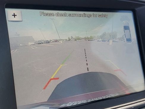 Used 2017 Ford Explorer XLT w/ Equipment Group 202A FWD image 24