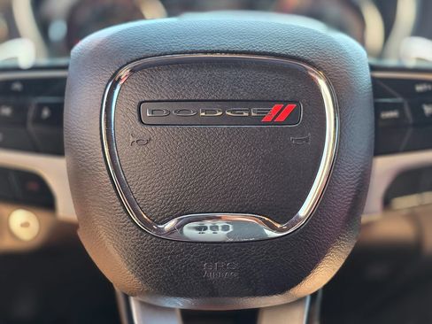 Used 2018 Dodge Challenger R/T Scat Pack w/ Leather Interior Group RWD image 31