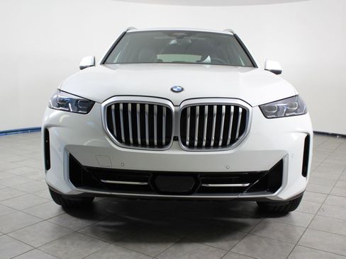 New 2026 BMW X5 xDrive40i w/ Climate Comfort Package image 6