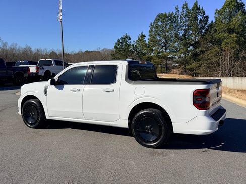 Used 2025 Ford Maverick Lobo image 6