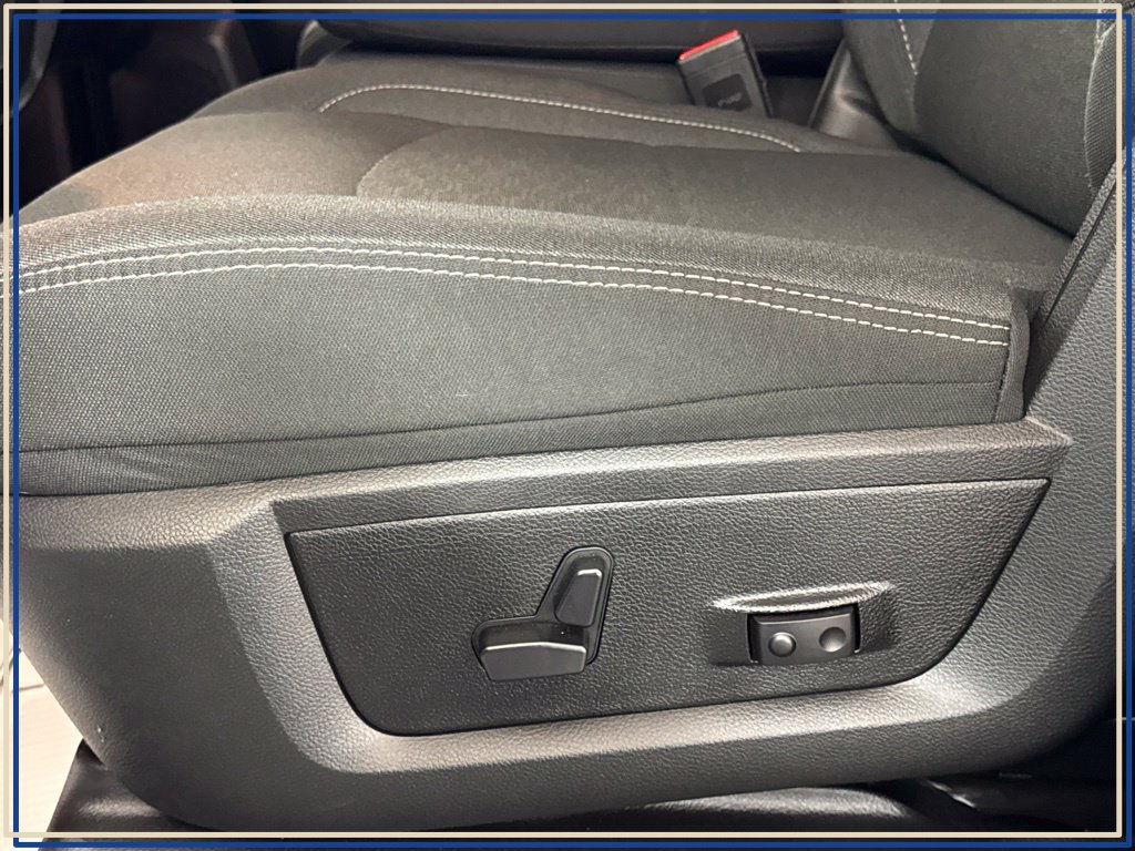 Certified 2026 RAM 2500 Big Horn AWD/4WD image 32
