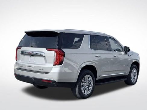 Used 2023 GMC Yukon SLT AWD/4WD image 6