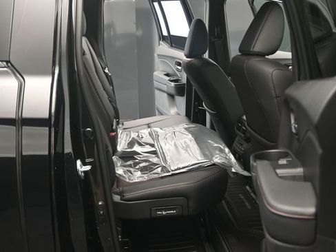 New 2026 Honda Ridgeline Black Edition image 21