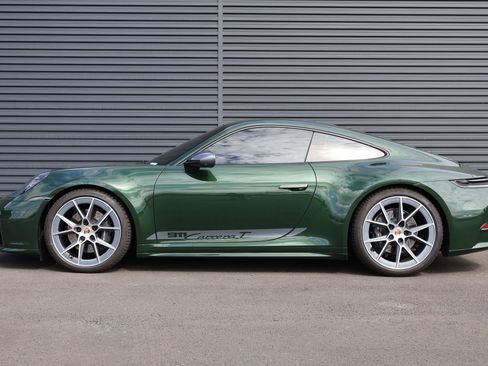 Certified 2026 Porsche 911 Carrera T image 2