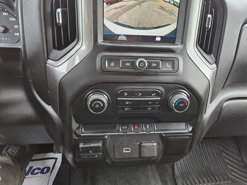 Used 2020 Chevrolet Silverado 2500 Custom w/ Custom Value Package AWD/4WD image 16