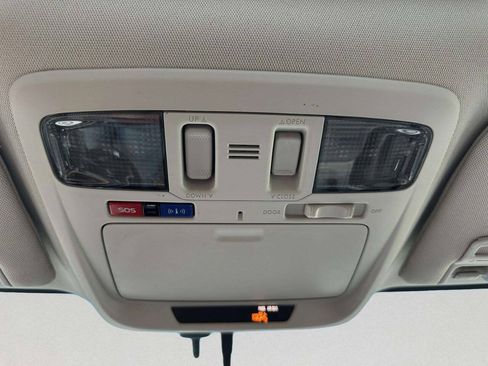 Used 2018 Subaru Outback 2.5i Limited AWD/4WD image 35