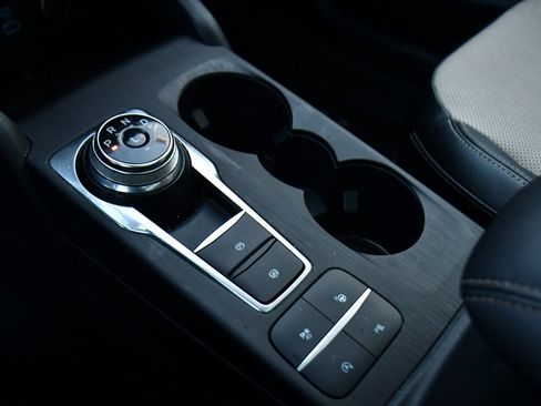 Used 2021 Ford Escape Titanium w/ Titanium Elite Package image 31