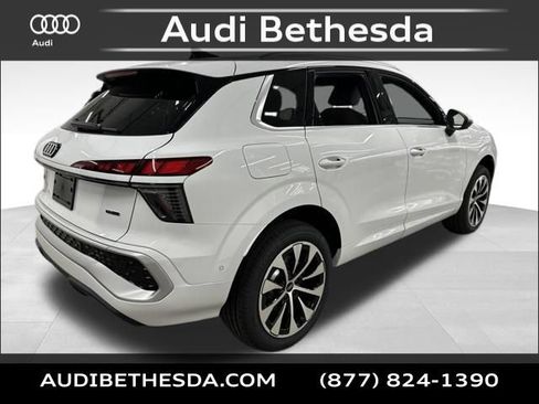 New 2026 Audi Q3 quattro 2.0T AWD/4WD image 7