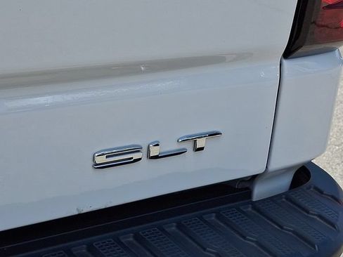 Used 2024 GMC Sierra 1500 SLT AWD/4WD image 31