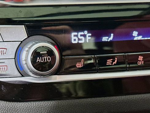 Used 2020 BMW X4 M40i w/ Premium Package image 27