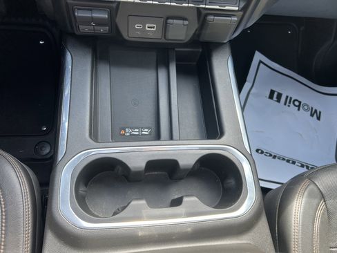 Certified 2021 GMC Sierra 1500 AT4 w/ AT4 Value Package image 22