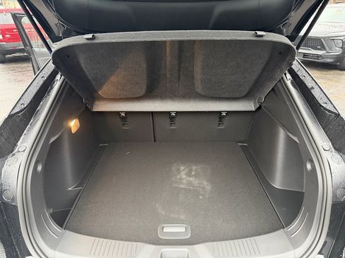 Used 2025 Buick Envista Preferred image 31