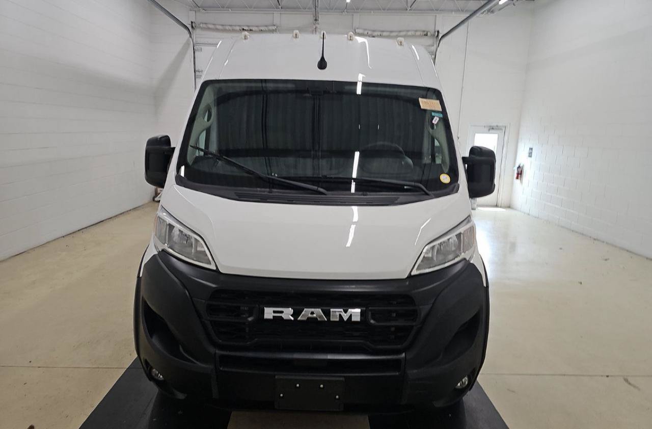Used 2024 RAM ProMaster 2500 w/ Convenience Group FWD image 6