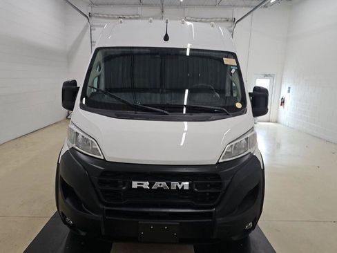Used 2024 RAM ProMaster 2500 w/ Convenience Group FWD image 6