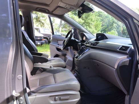 Used 2014 Honda Odyssey Touring Elite image 9