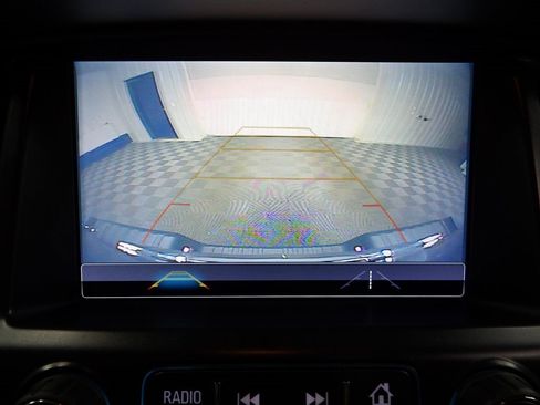 Used 2018 Chevrolet Colorado ZR2 image 26