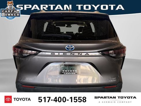 Used 2024 Toyota Sienna XLE FWD image 5