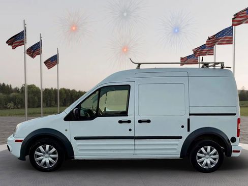 Used 2013 Ford Transit Connect XLT image 4