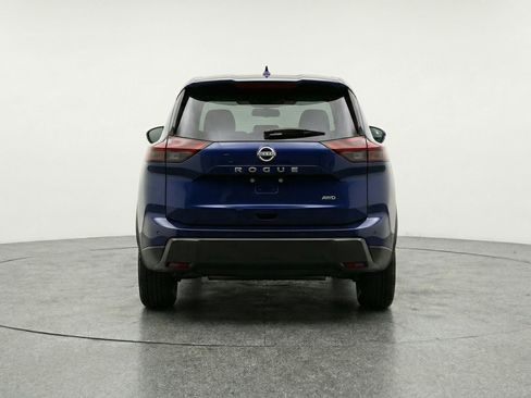 Used 2025 Nissan Rogue SV image 7
