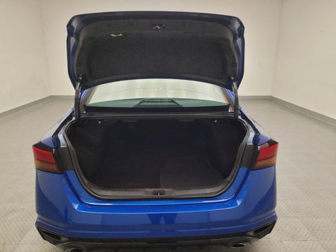 Used 2025 Nissan Altima 2.5 SR FWD image 29