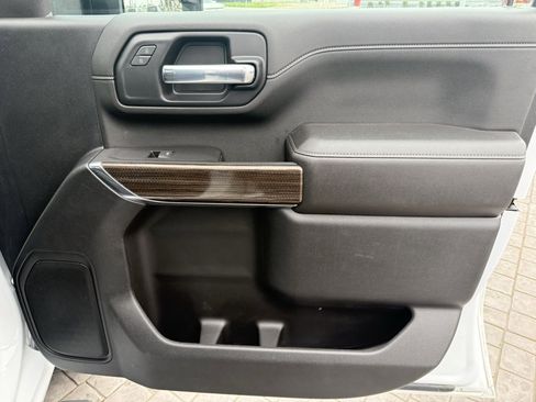 Used 2023 Chevrolet Silverado 2500 LT w/ Convenience Package image 16