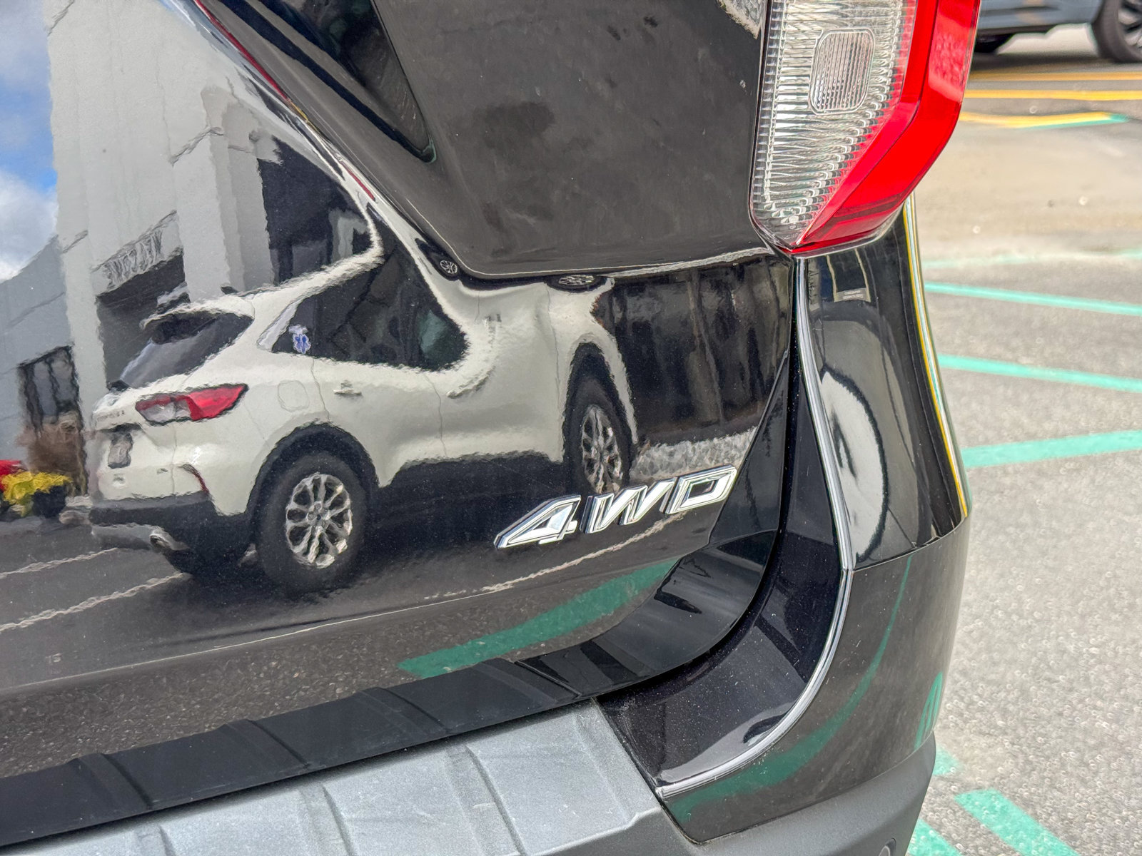 Certified 2023 Ford Explorer Timberline w/ Timberline Technology Package AWD/4WD image 4