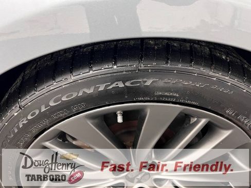 Used 2015 Hyundai Genesis 5.0 image 17