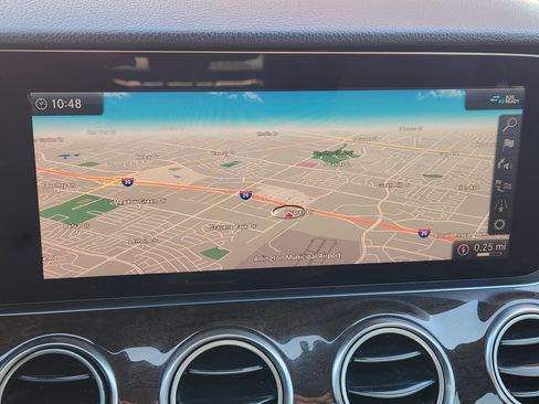 Used 2019 Mercedes-Benz E 300 E 300 image 15