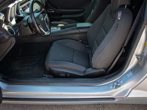 Used 2014 Chevrolet Camaro LT image 13