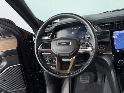 Used 2023 Jeep Grand Cherokee Summit w/ Advanced Protech Group IV image 16