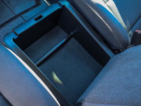 Used 2019 Chevrolet Silverado 1500 LT w/ All Star Edition image 29