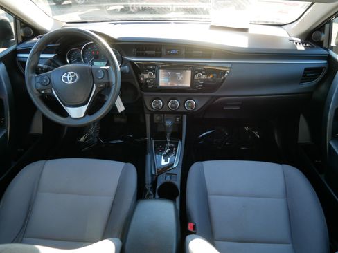 Used 2016 Toyota Corolla L image 10