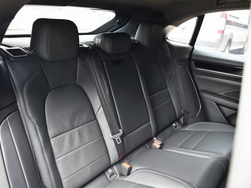 Certified 2025 Porsche Macan 4S Electric image 23