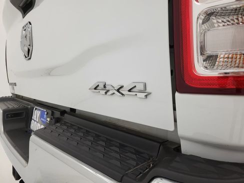 Used 2024 RAM 2500 Big Horn w/ Off Road Package AWD/4WD image 26