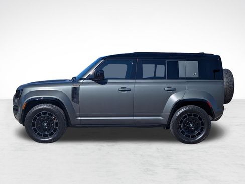Certified 2025 Land Rover Defender 110 AWD/4WD image 2