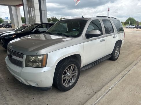 Used 2007 Chevrolet Tahoe LTZ w/ LTZ Preferred Equipment Group image 1