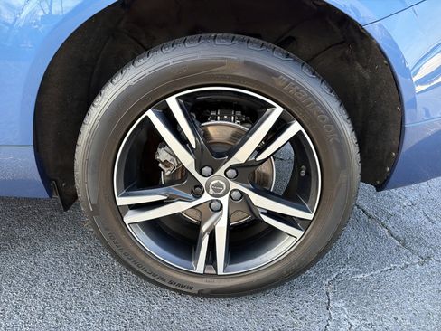 Used 2021 Volvo XC60 T5 R-Design image 19