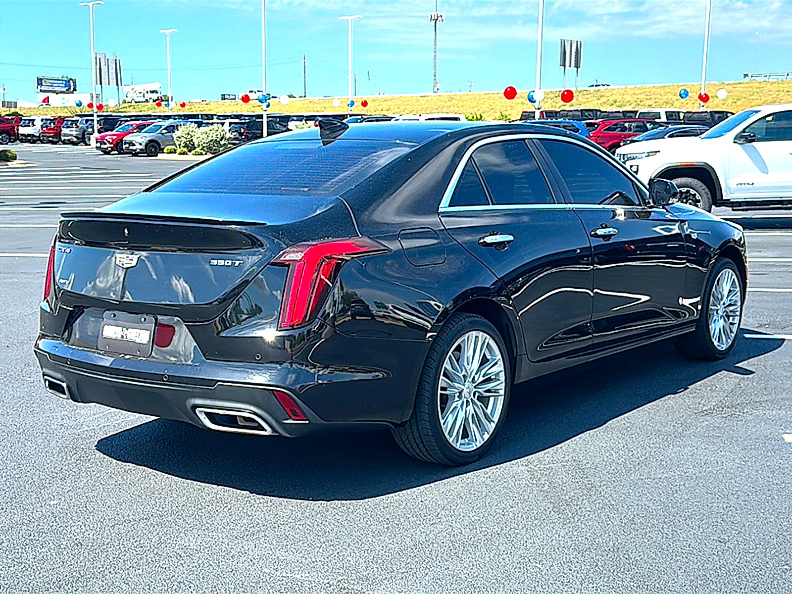 Used 2022 Cadillac CT4 Premium Luxury w/ Climate Package AWD/4WD image 8