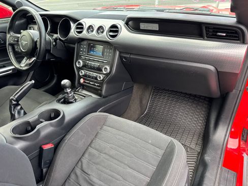 Used 2016 Ford Mustang GT w/ GT Performance Package RWD image 11
