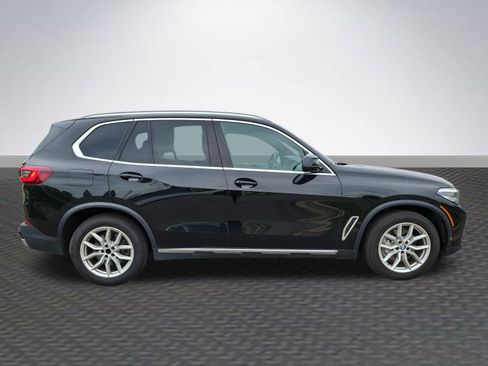 Used 2022 BMW X5 xDrive40i AWD/4WD image 4