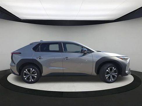 Certified 2023 Subaru Solterra AWD image 8