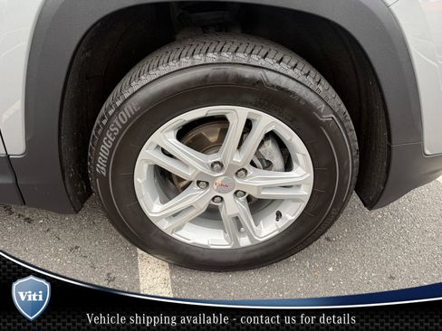 Used 2024 GMC Terrain SLE w/ Driver Convenience Package AWD/4WD image 15