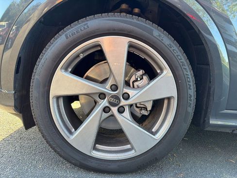 Used 2025 Audi Q5 Prestige image 8