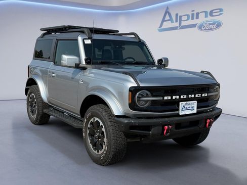Used 2021 Ford Bronco Outer Banks AWD/4WD image 9