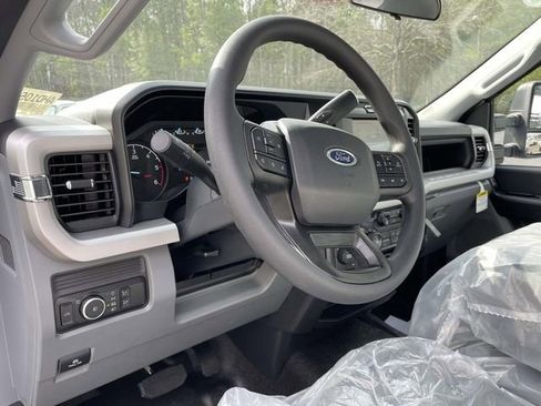 New 2026 Ford F450 XL w/ XL Chrome Package image 15