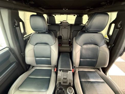 Used 2024 Ford Bronco Outer Banks image 27