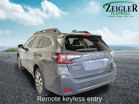 Used 2024 Subaru Outback Premium image 5